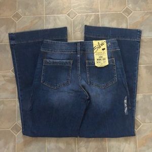 Silver RIEL Wideleg Jeans new
